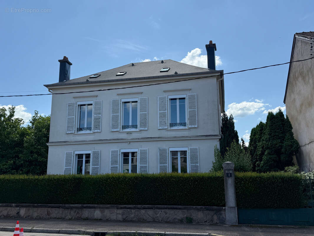 Maison à REMIREMONT