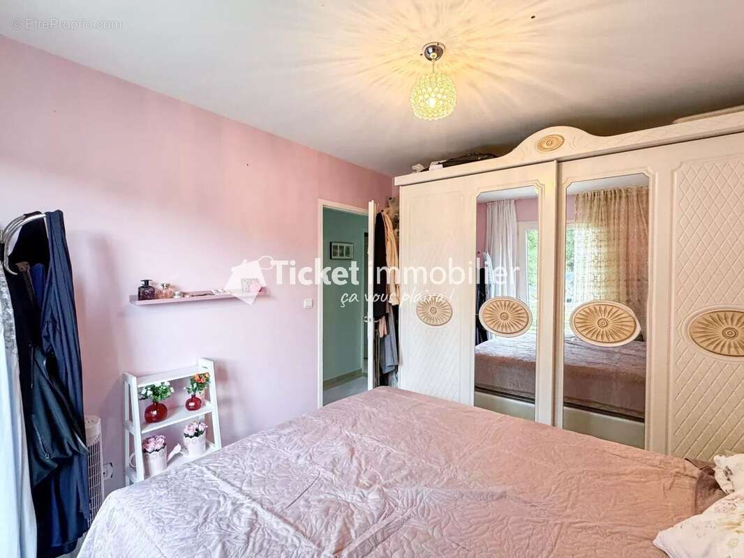 Appartement à CORNEBARRIEU