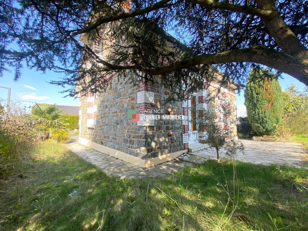 Maison à NOYAL-SUR-VILAINE