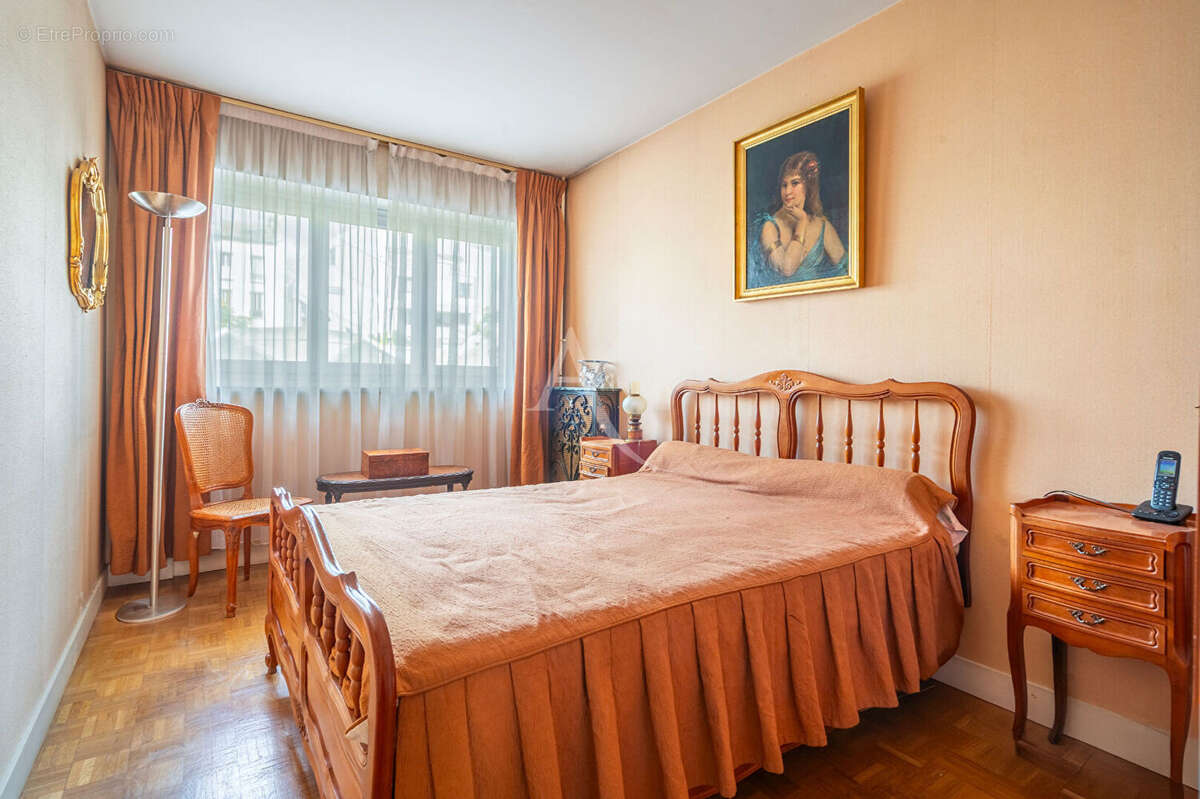 Appartement à IVRY-SUR-SEINE