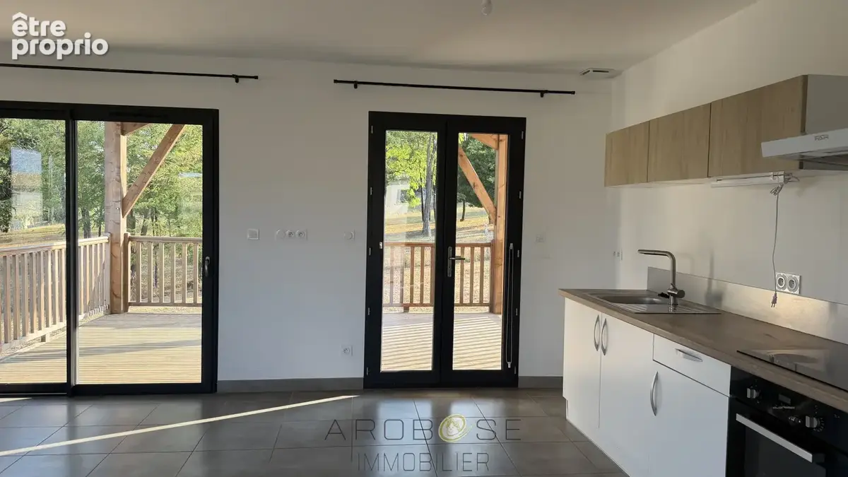 Villa contemporaine de plain-pied avec garage et jardin . - photo 8