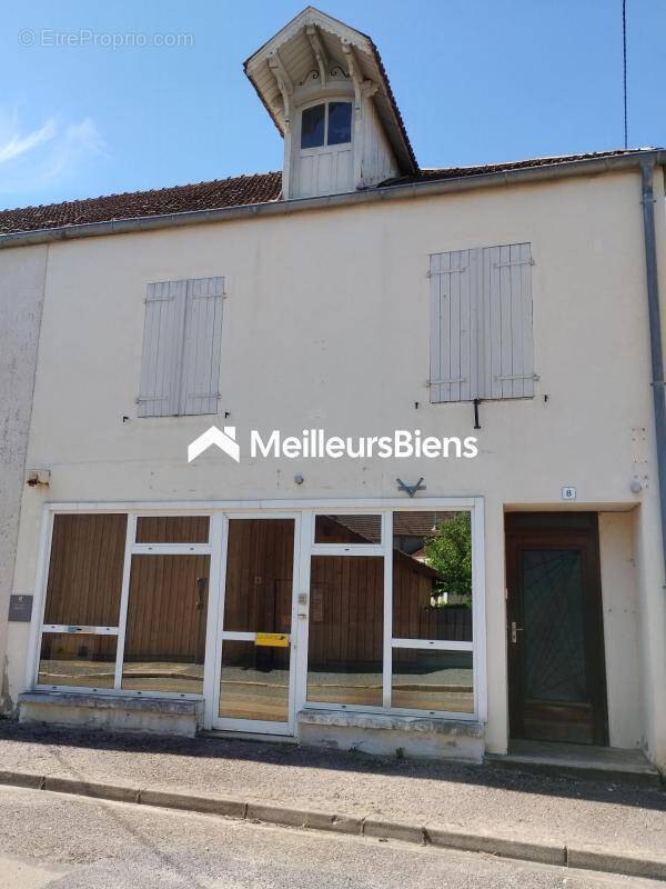 Maison à CHAMPSEVRAINE