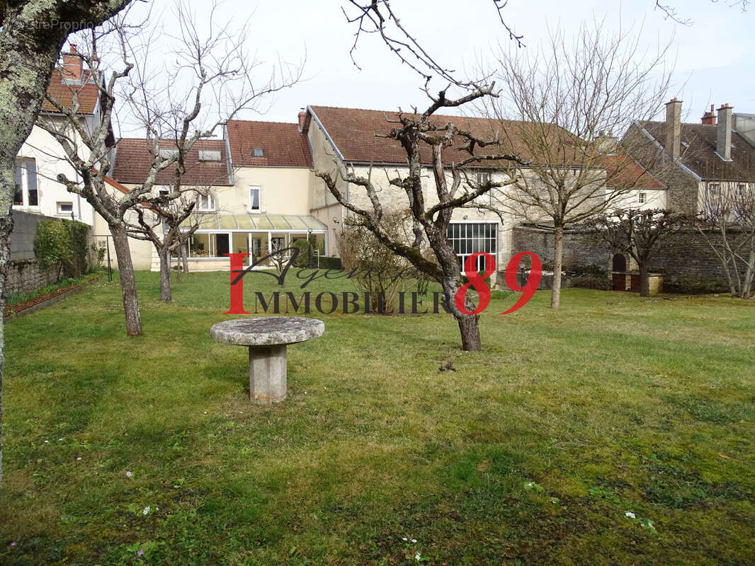 Maison à CHATILLON-SUR-SEINE