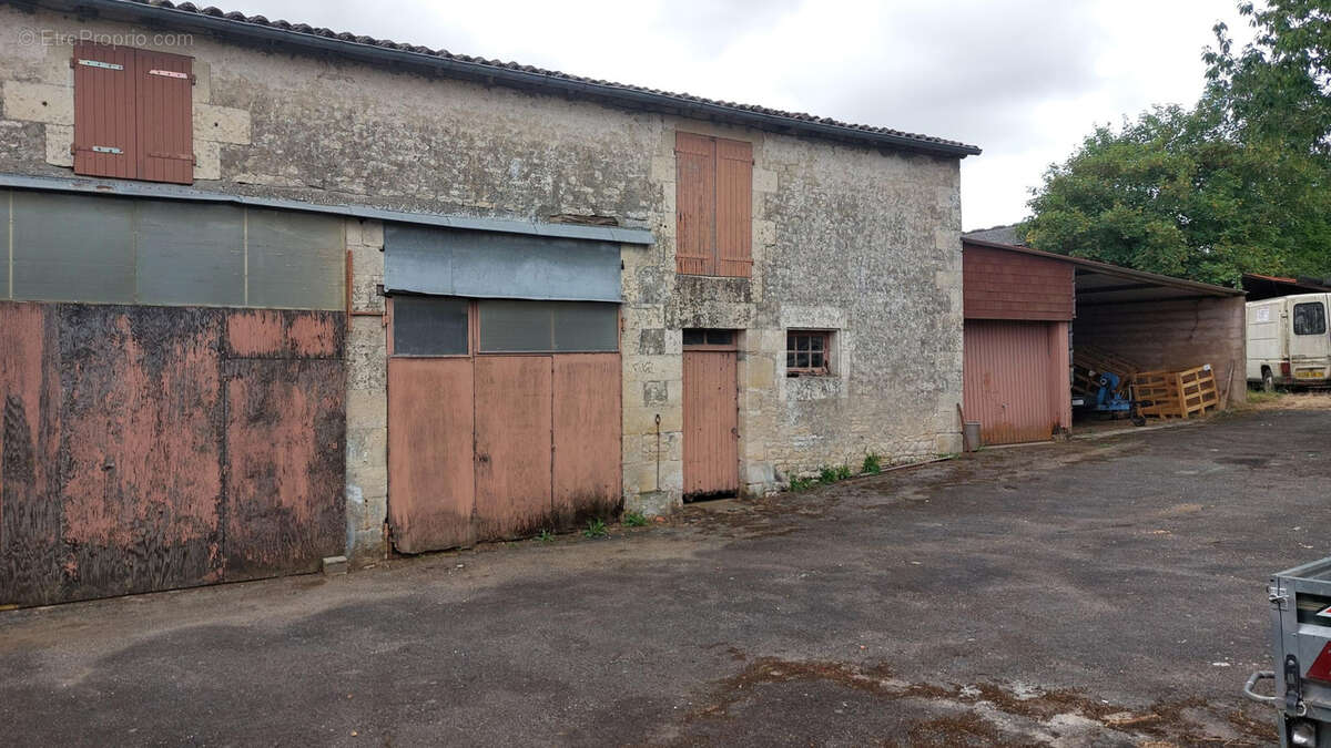 SCIECQ. Maison ancienne à rénover - photo 4