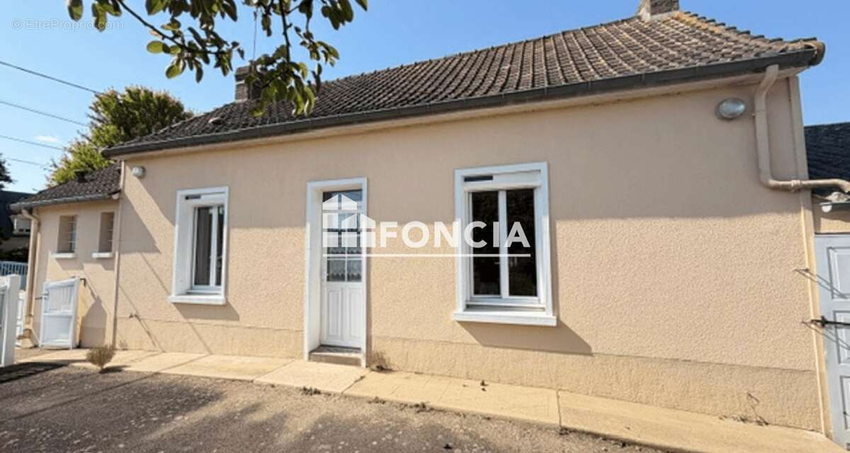 Maison à MANSIGNE