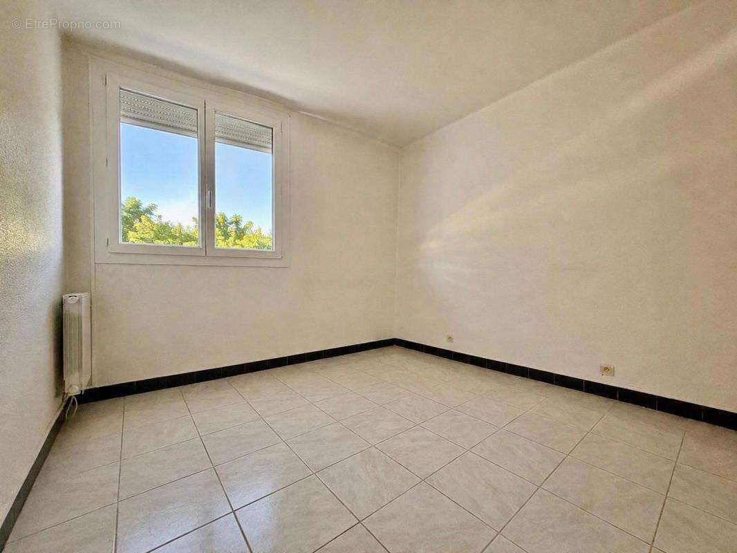 Appartement T2 lumineux, aucun travaux à prévoir - Quartier d'Espagne - photo 3