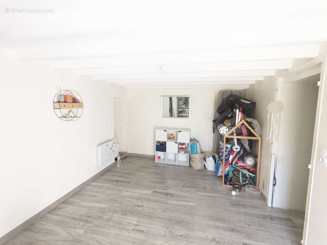 À vendre : Maison de caractère en pierre à la campagne - photo 10