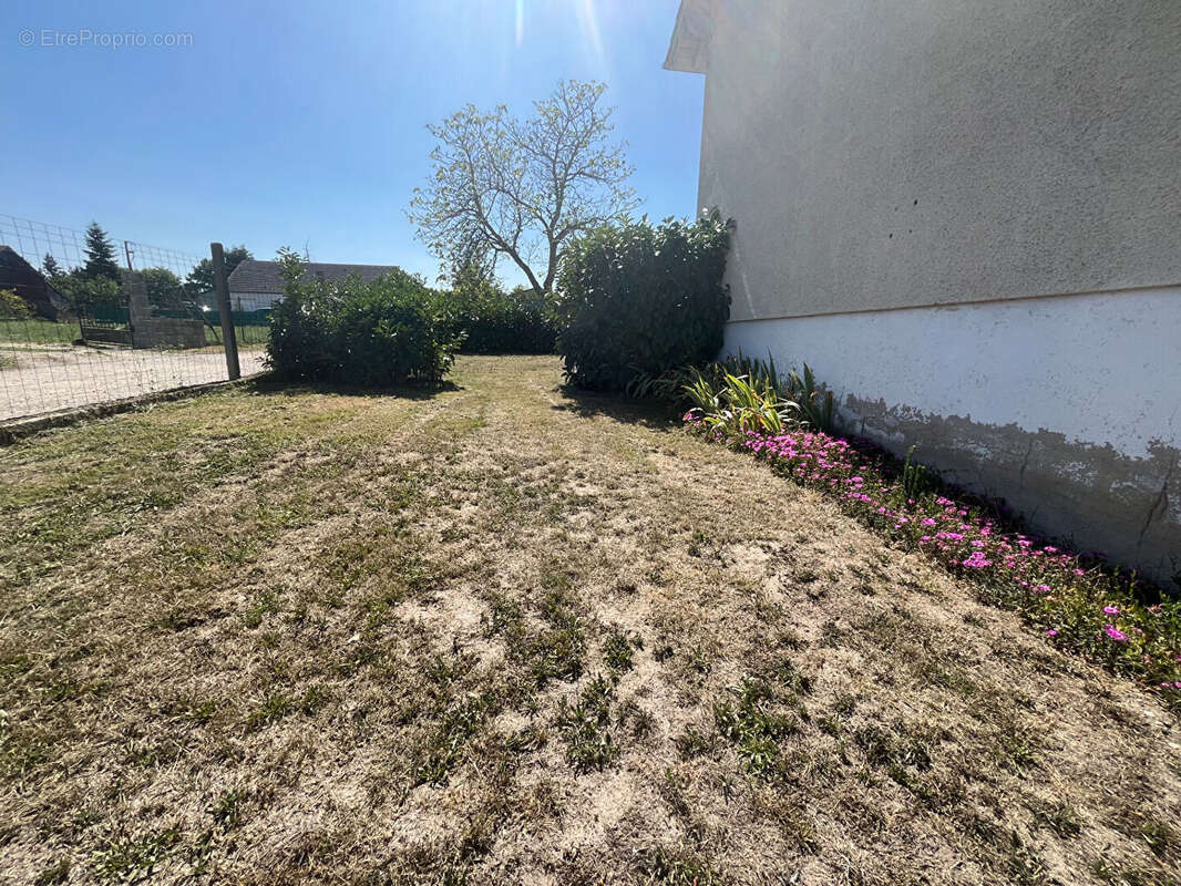 Maison Brinon Sur Sauldre 5 pièce(s) 112 m2 - photo 13