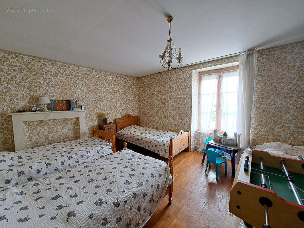 Maison à CREHEN