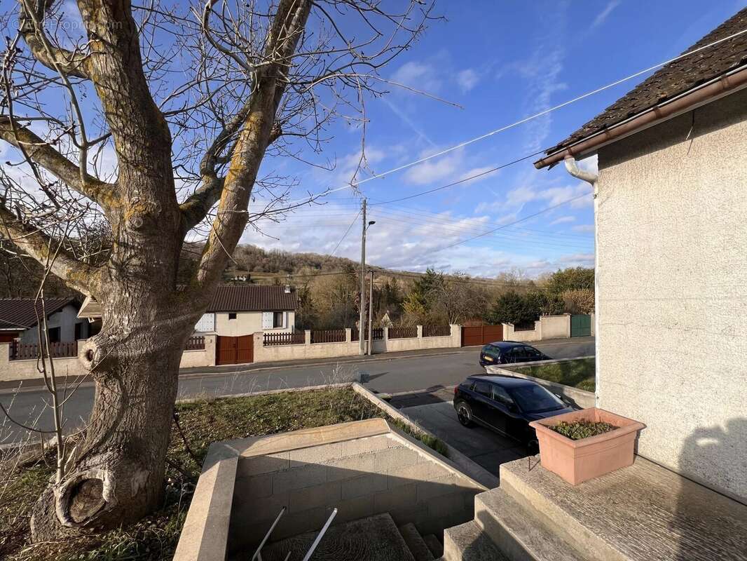 Maison à AUFFREVILLE-BRASSEUIL