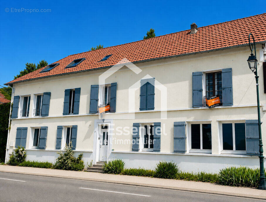Maison à VAUX-SUR-SEINE