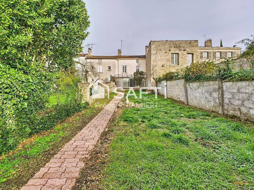 Photo 1 - Maison à NIORT