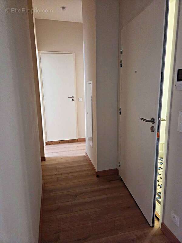 Appartement 59 m² à Nice  - photo 4