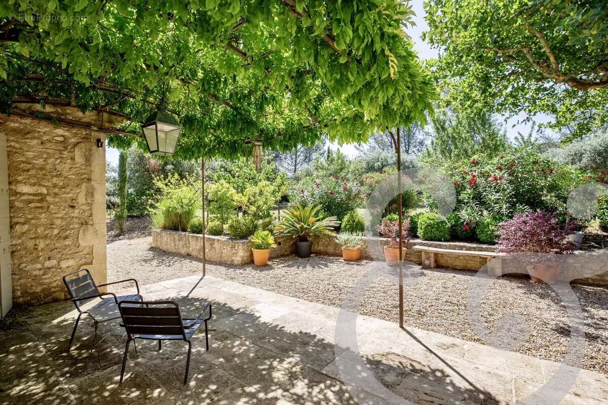 Maison à EYGALIERES