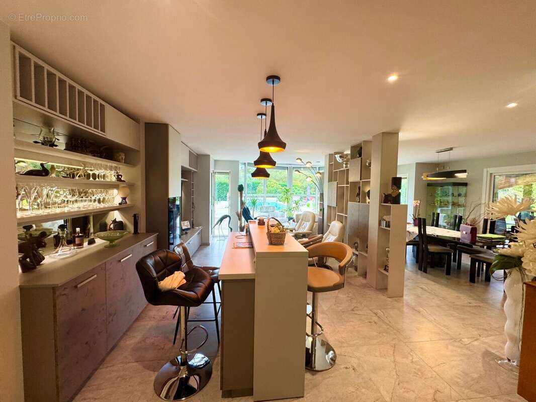 Maison à BOURG-EN-BRESSE