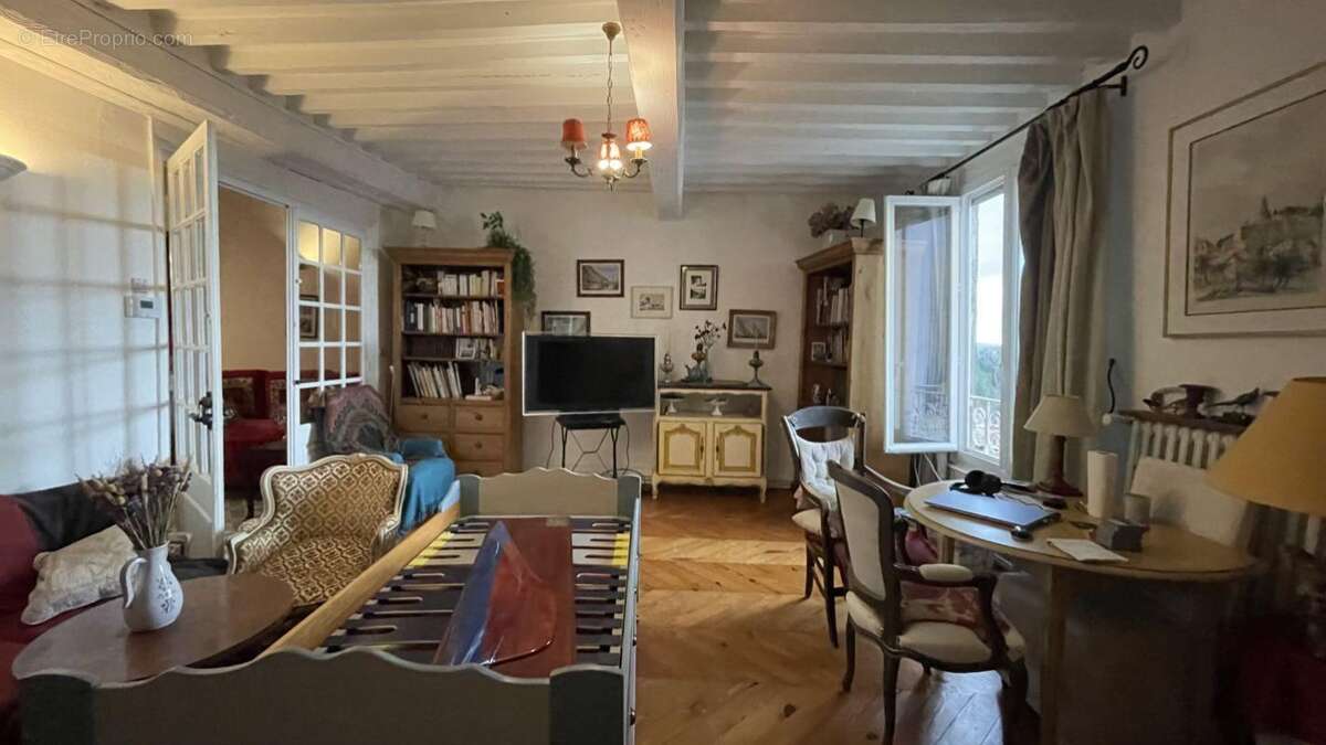 Appartement à THIERS