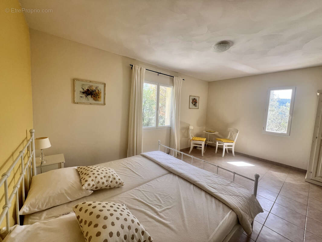 Maison à DRAGUIGNAN