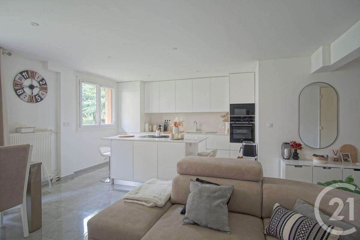 Appartement à THIAIS