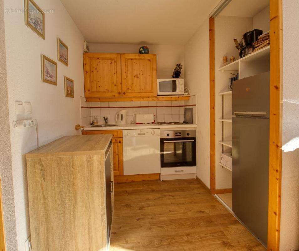 Appartement à MORILLON