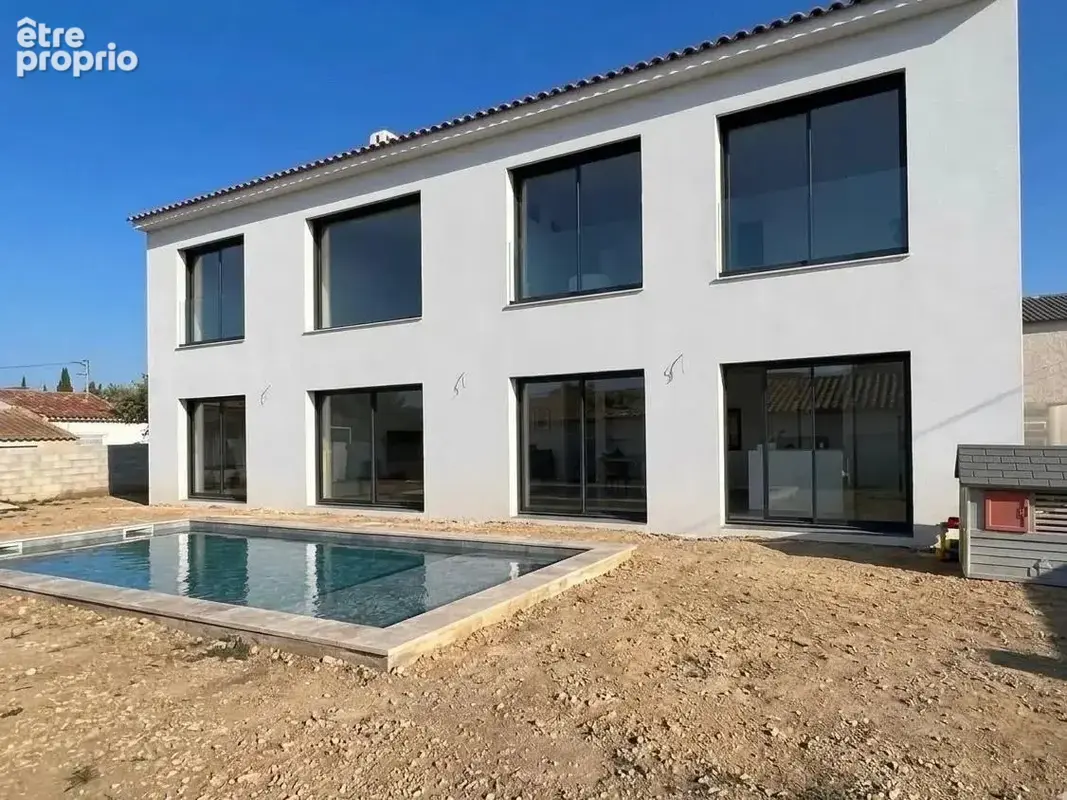 Maison à LA FARE-LES-OLIVIERS