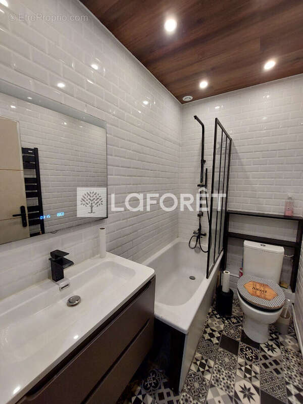 Maison Russange 5 pièce(s) 70 m2 / 2 à 3 chambres/ / Jardin / Terrasse / Réserves - photo 9