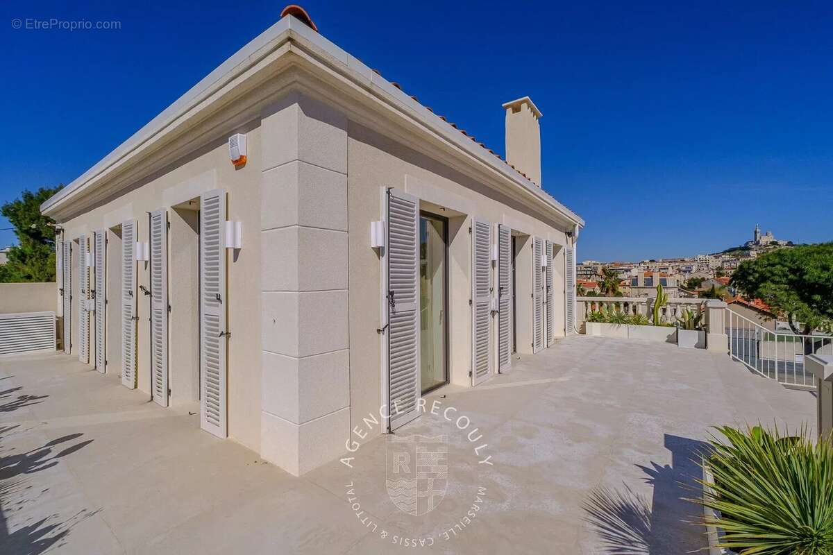 Appartement à MARSEILLE-7E