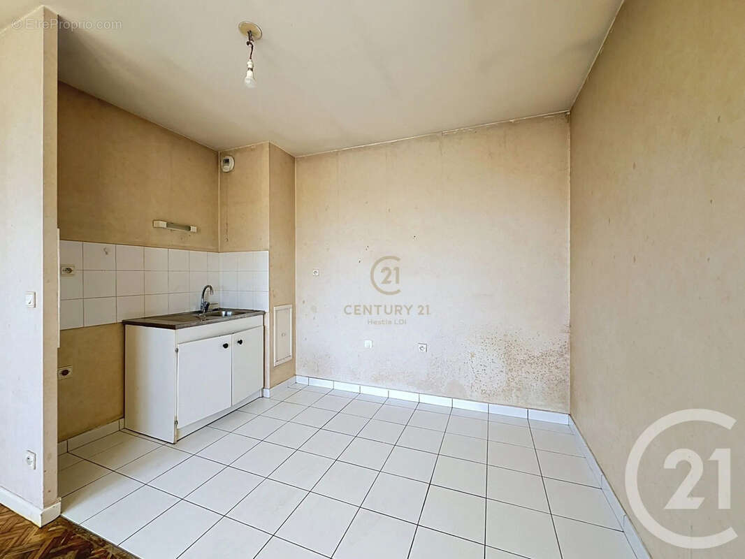 Appartement à LYON-8E