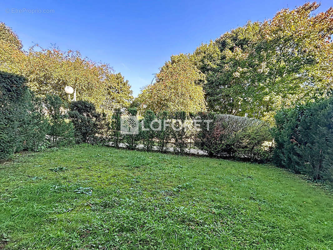 Appartement à VERNEUIL-SUR-SEINE