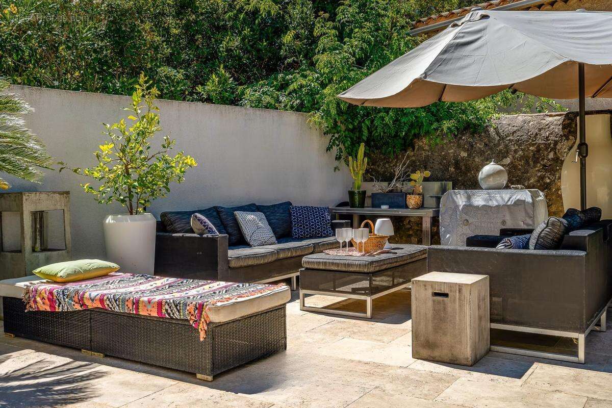 Villa contemporaine avec piscine - photo 3
