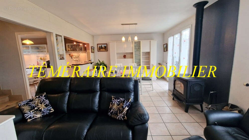 Maison à CHAMPAGNOLE