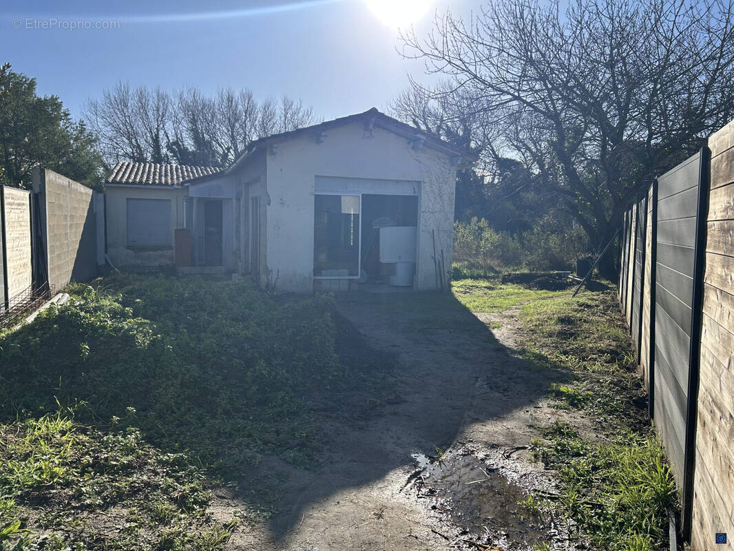 Maison à SAINT-GEORGES-DE-DIDONNE