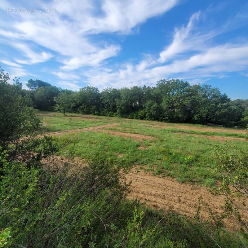 Terrain à PORT-DE-BOUC