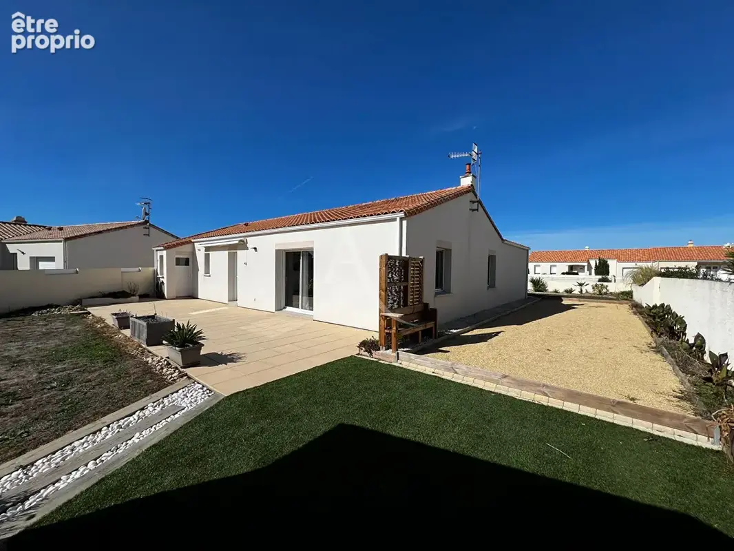 Maison Angles - photo 1