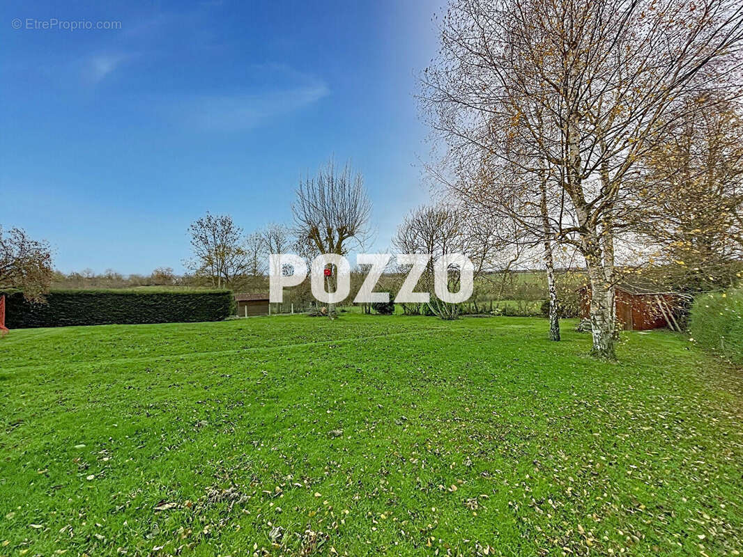 Maison à SAINT-PIERRE-SUR-DIVES