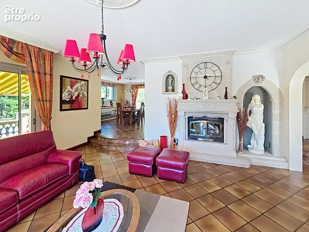 Maison secteur Mortagne sur Sèvre 5 pièces 204 m2 - photo 3