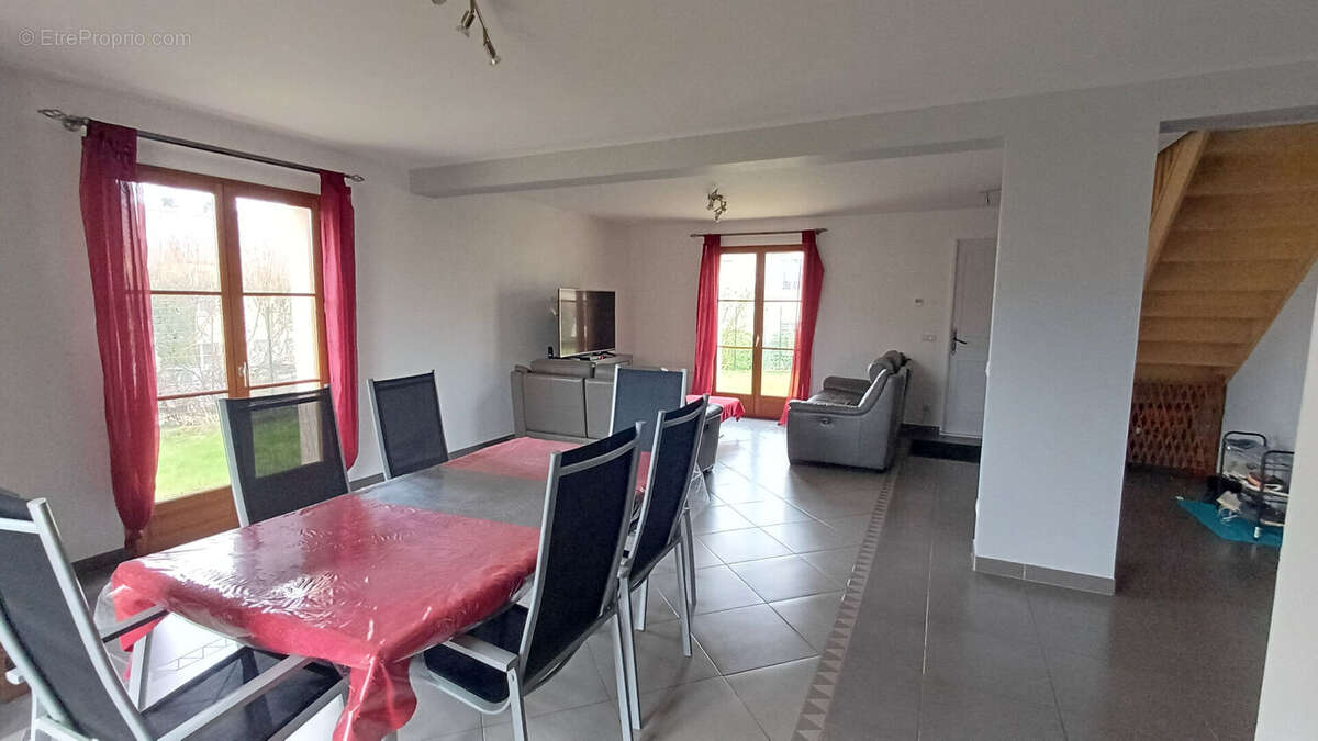 Maison à MAGNY-EN-VEXIN