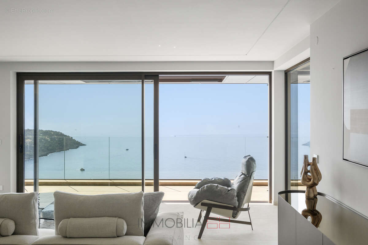 Villa contemporaine rénovée avec vue mer spectaculaire   Secteur Golfe Bleu, à deux pas de Monaco - photo 20