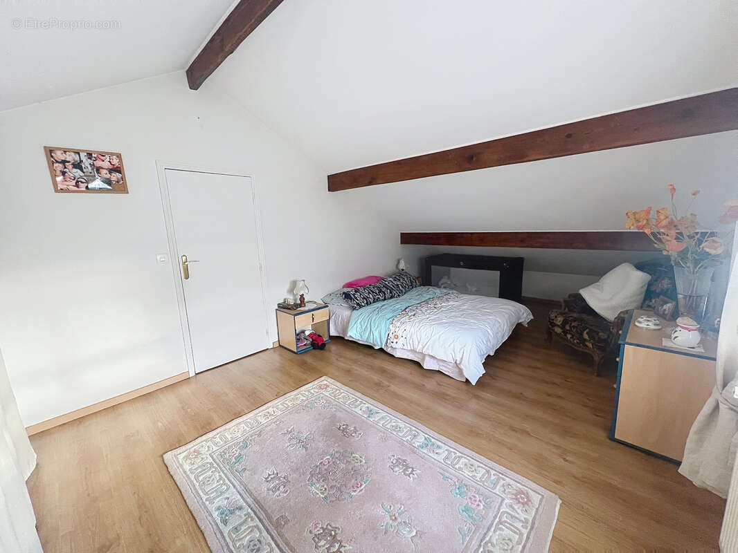 Maison à PARAY-VIEILLE-POSTE