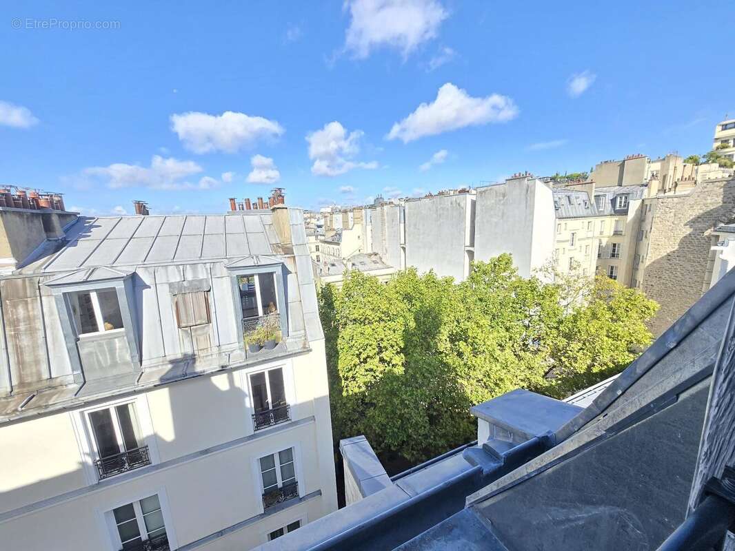Appartement à PARIS-9E