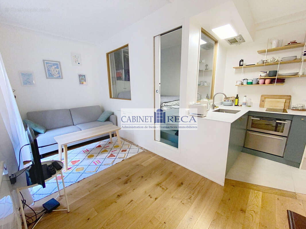 Appartement à PARIS-20E