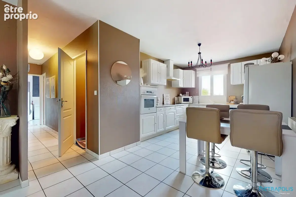 Maison 5 pièces 124 m² à vendre à Saint-Remy (71100) - photo 5