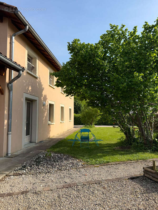 Maison à JASSERON
