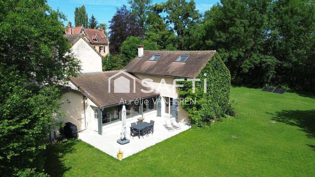 Photo 1 - Maison à COSNE-COURS-SUR-LOIRE