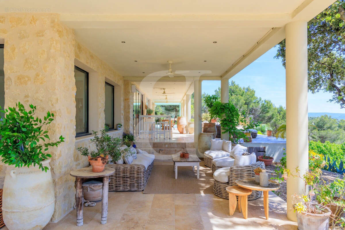 Maison à VAISON-LA-ROMAINE