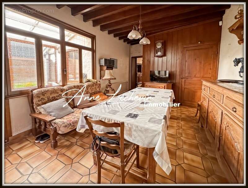 Maison à DOURGES