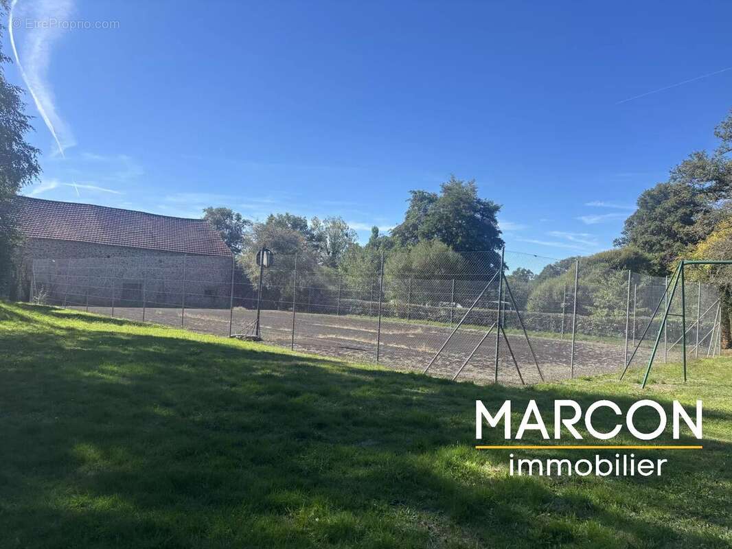 Maison à ARNAC-LA-POSTE