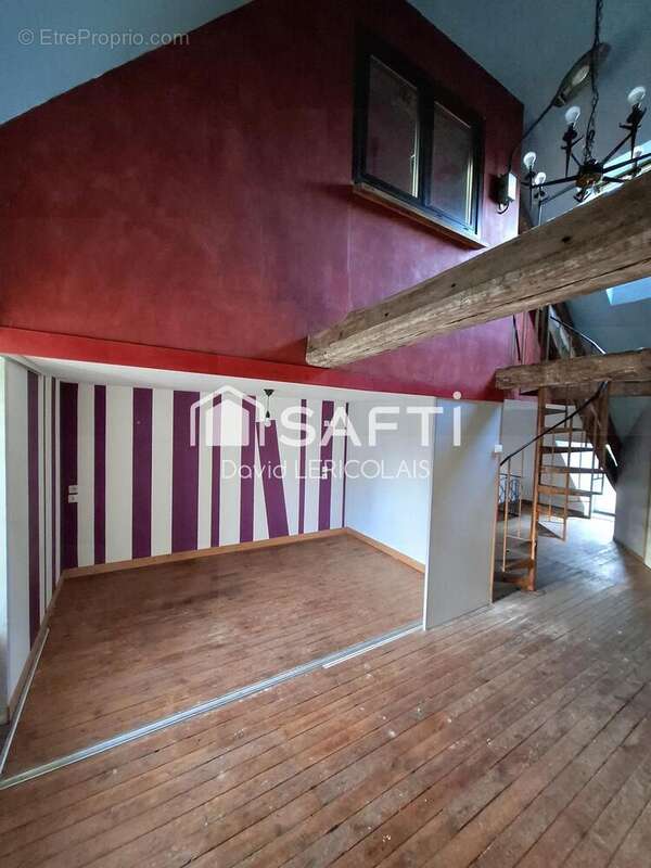 Photo 9 - Parking à DANGY