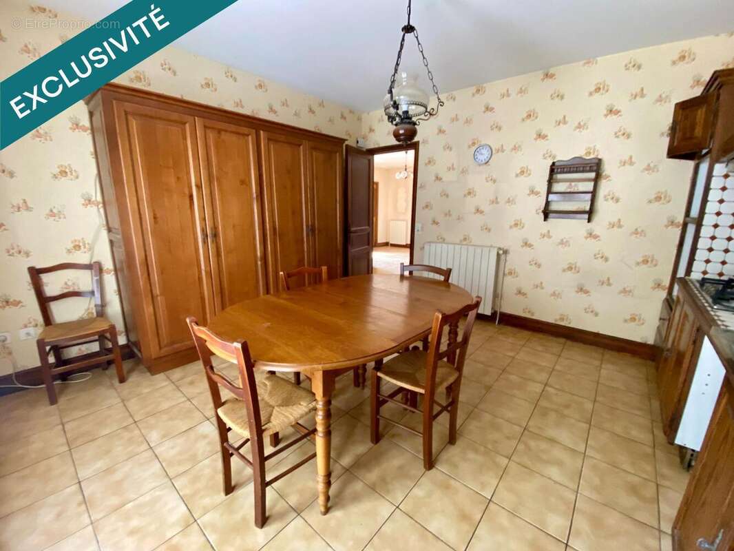 Maison 184 m² à Saint-Amans-Soult  - photo 6