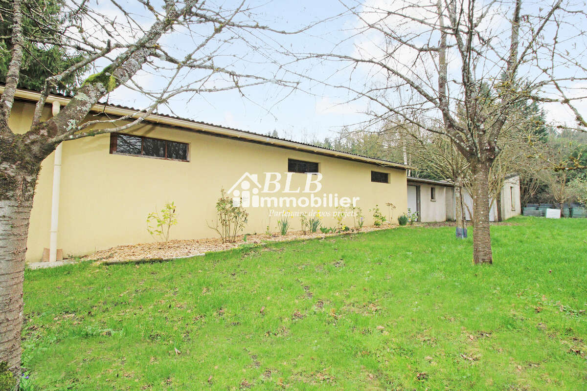 Maison 5 pièces 89,50m2 3 chambres + 3 garages + sous-sol - photo 11