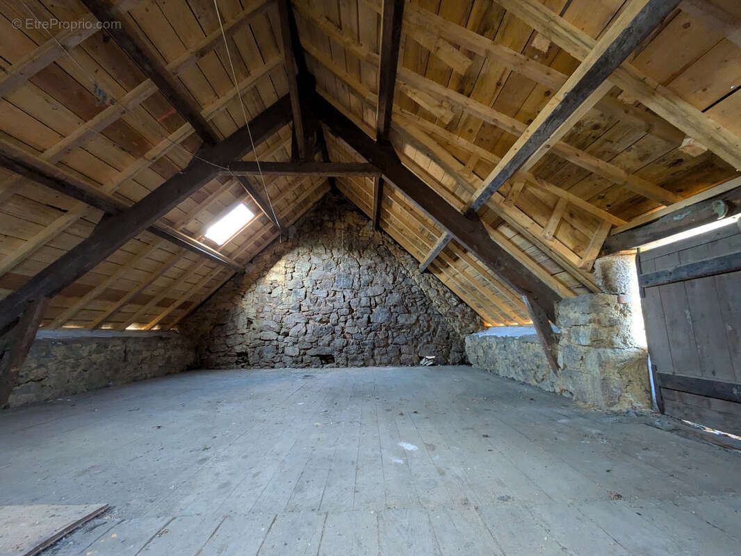 Maison à CLEGUER